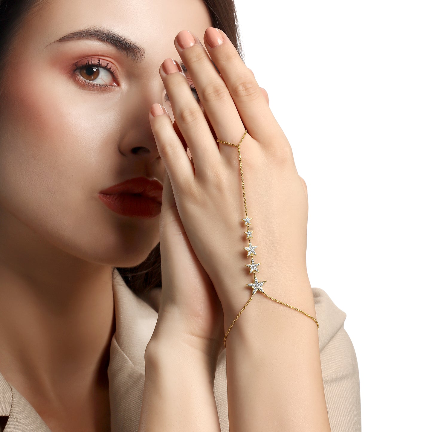 14k Yellow Gold Diamond Stars Hand Chain