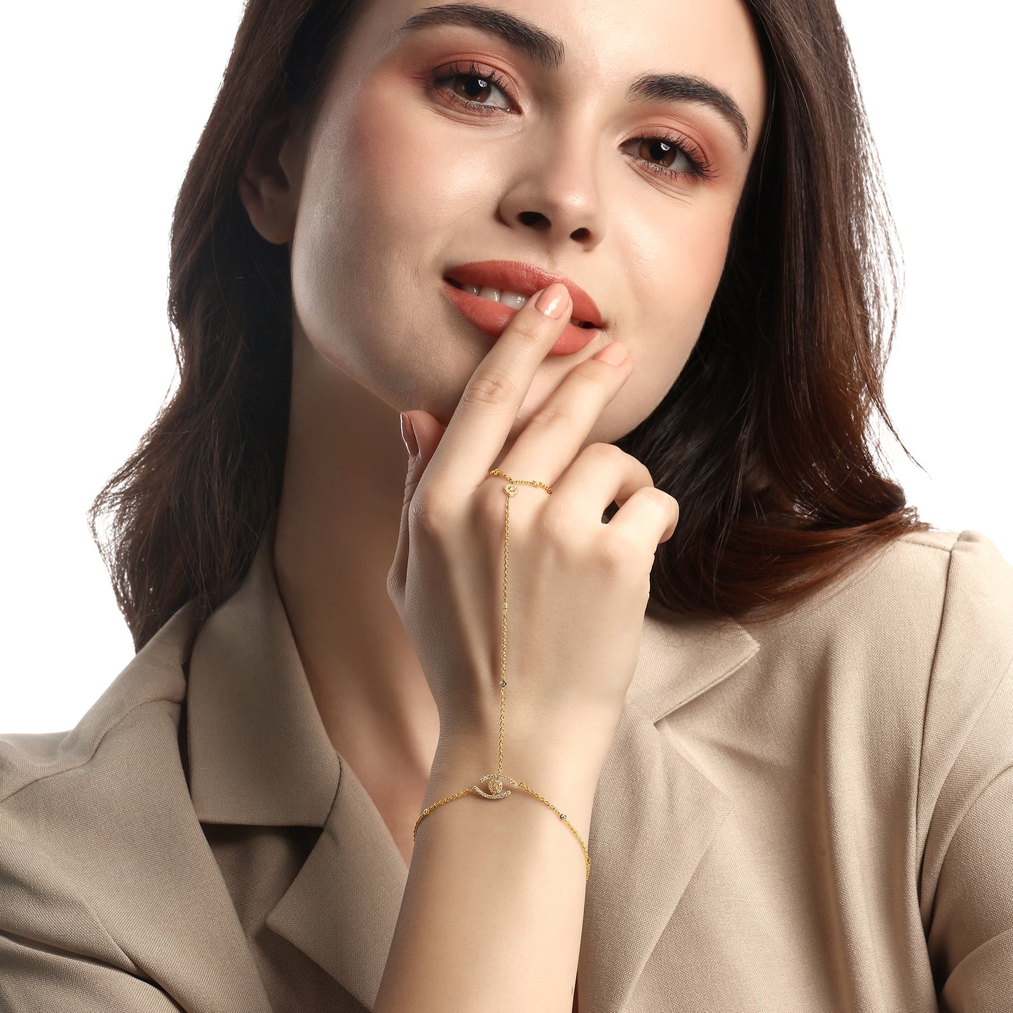 14k Yellow Gold Diamond Evil Eye Diamond Hand Chain