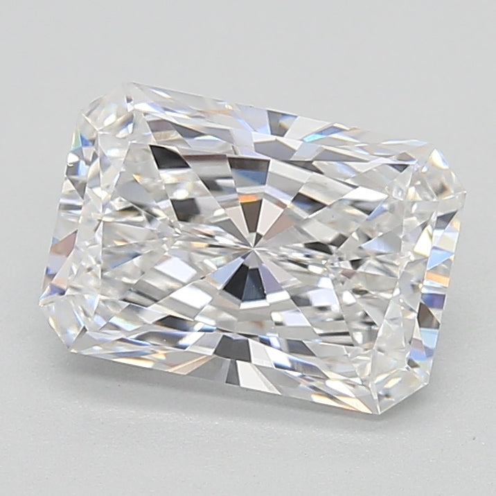 1.53 Carat Radiant IGI Labgrown Diamond, With Certificate ID 632445515