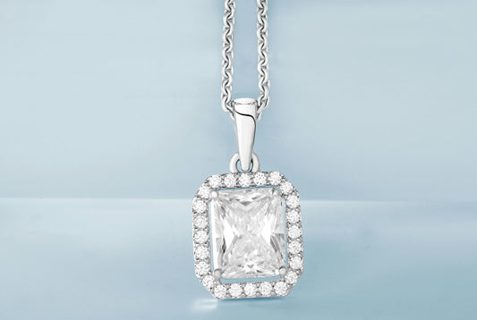 Choosing Jewelry to Match Your Skin Tone