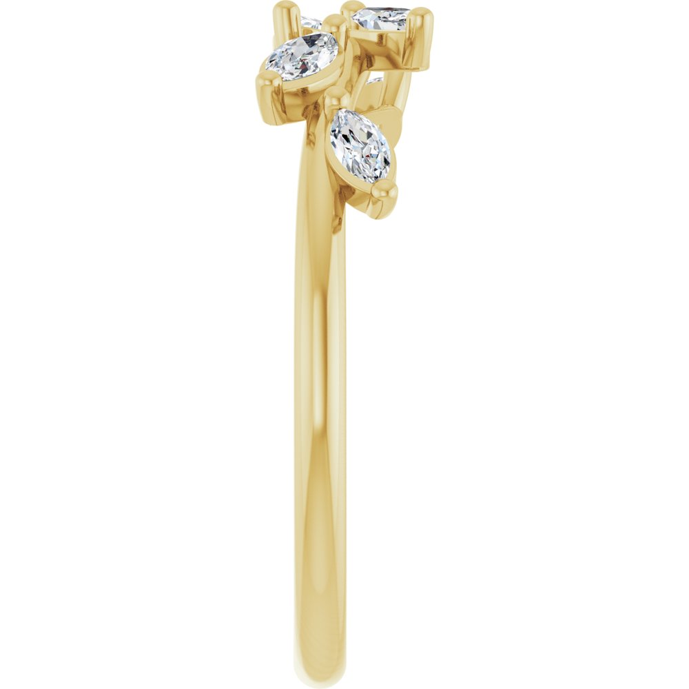 14k Yellow Gold Diamond Leaf Fashion Ring