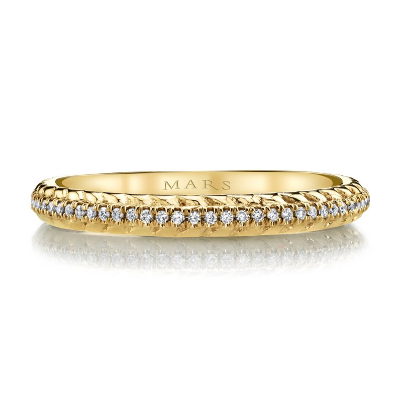 Yelloe Gold And Diamond Fashion Ring