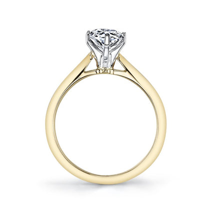 Two Tone Pearshape Solitaire